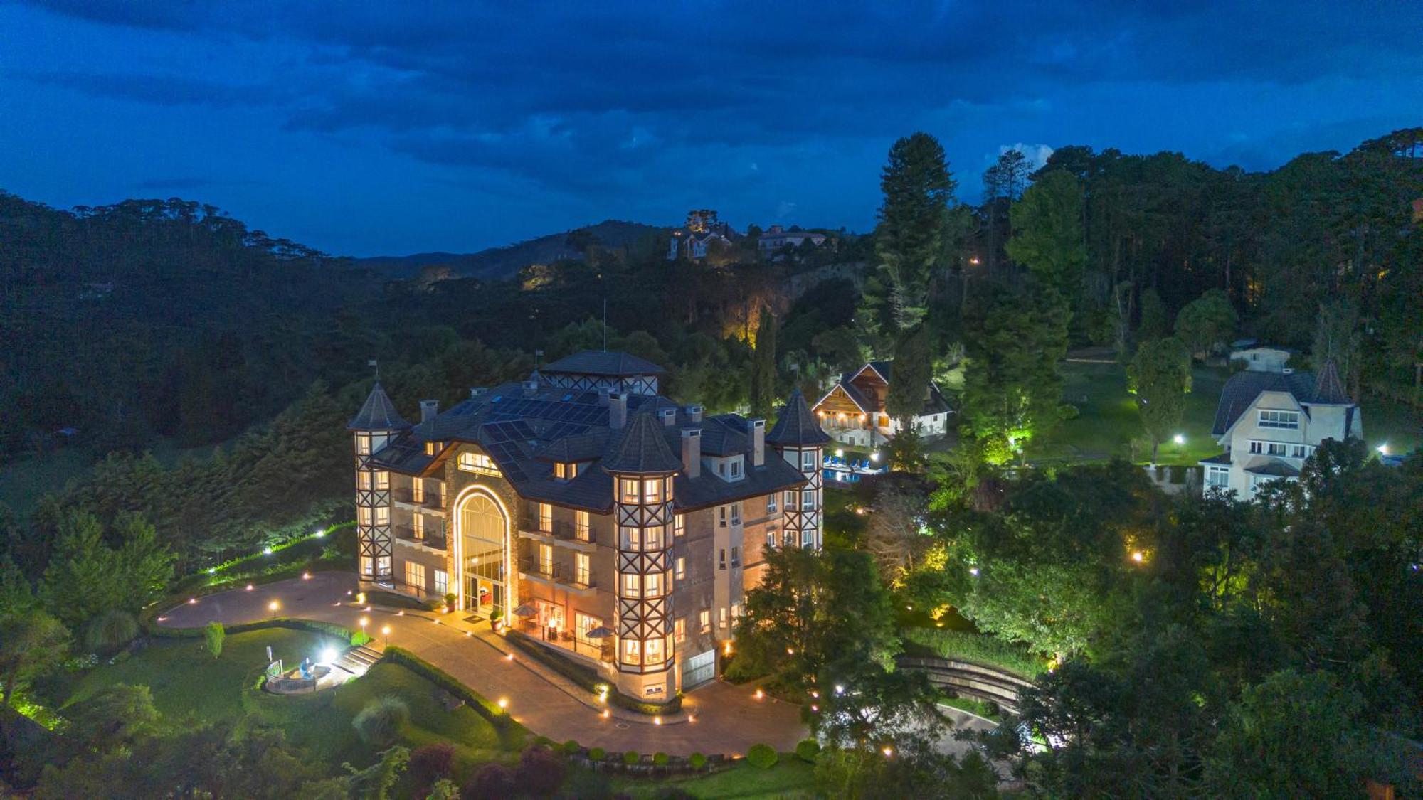 Carballo & Hotel 4*