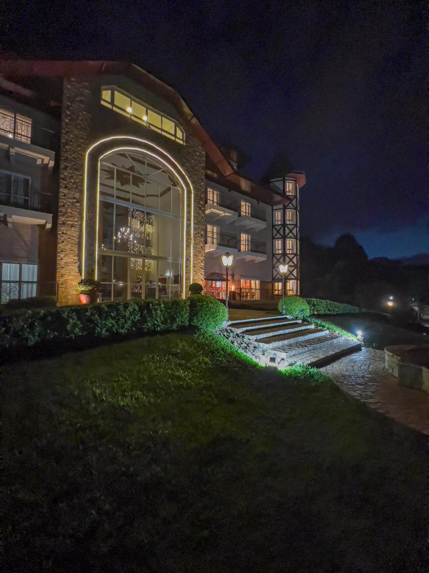Hotel Carballo & Campos do Jordao