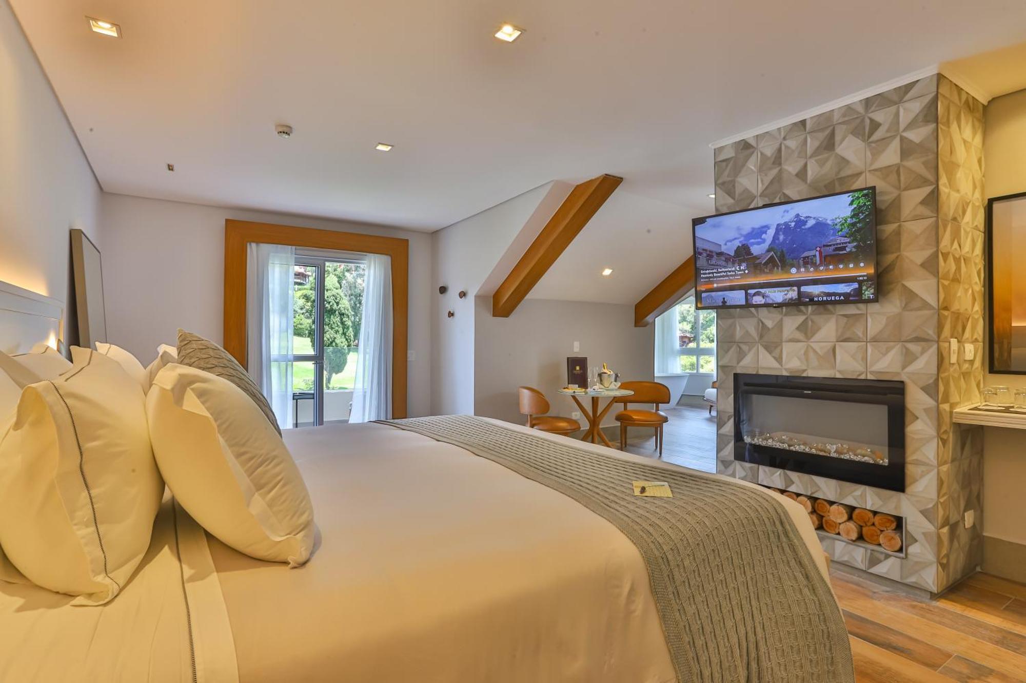 Hotel Carballo & 4*