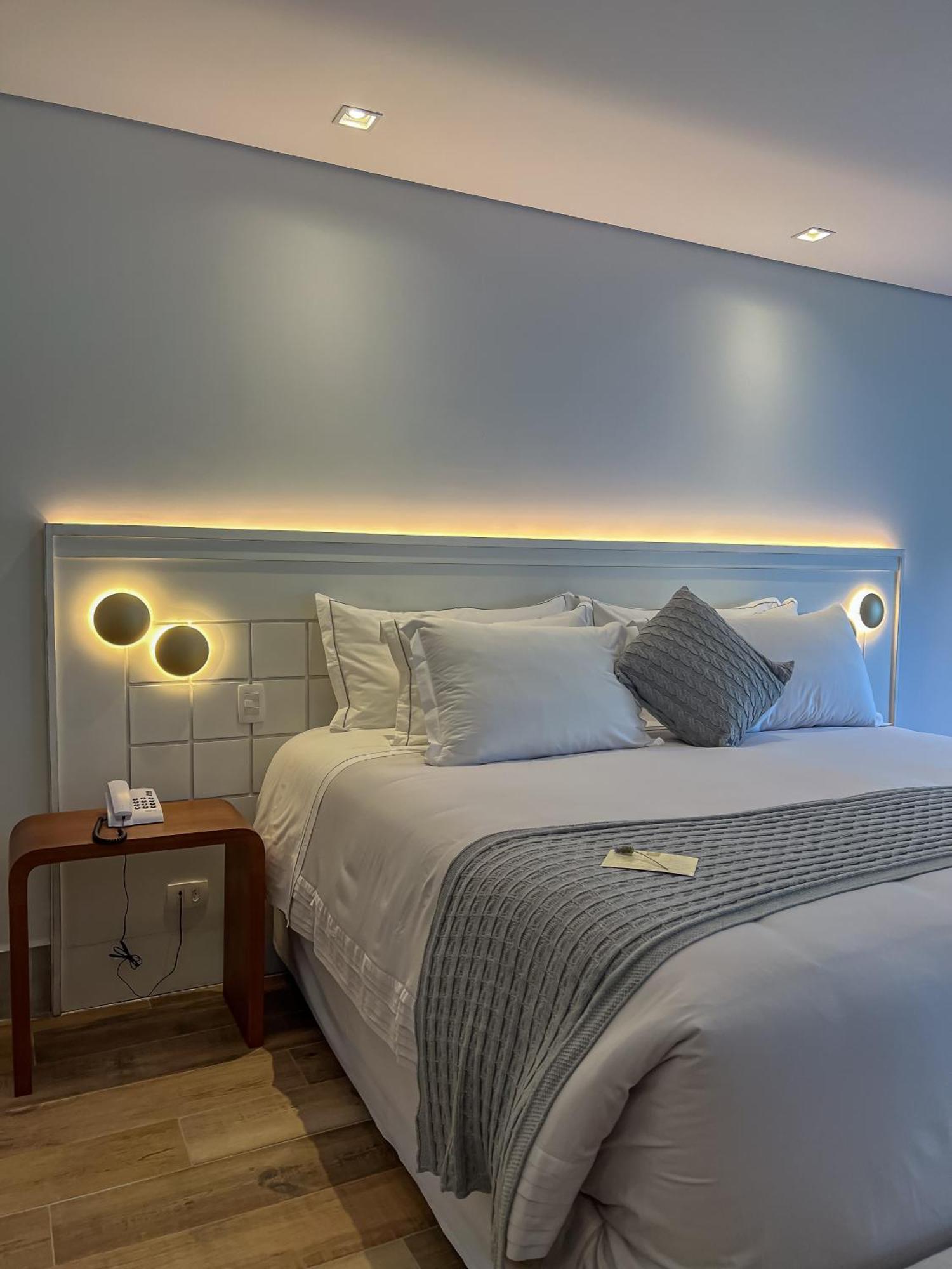 Hotel Carballo &